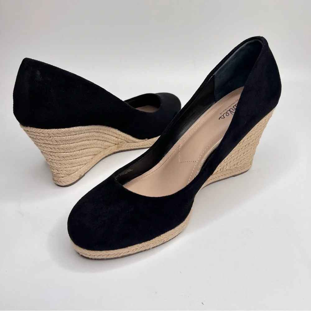 Charles by Charles David Black Faux Suede Espadrille Wedge Pumps